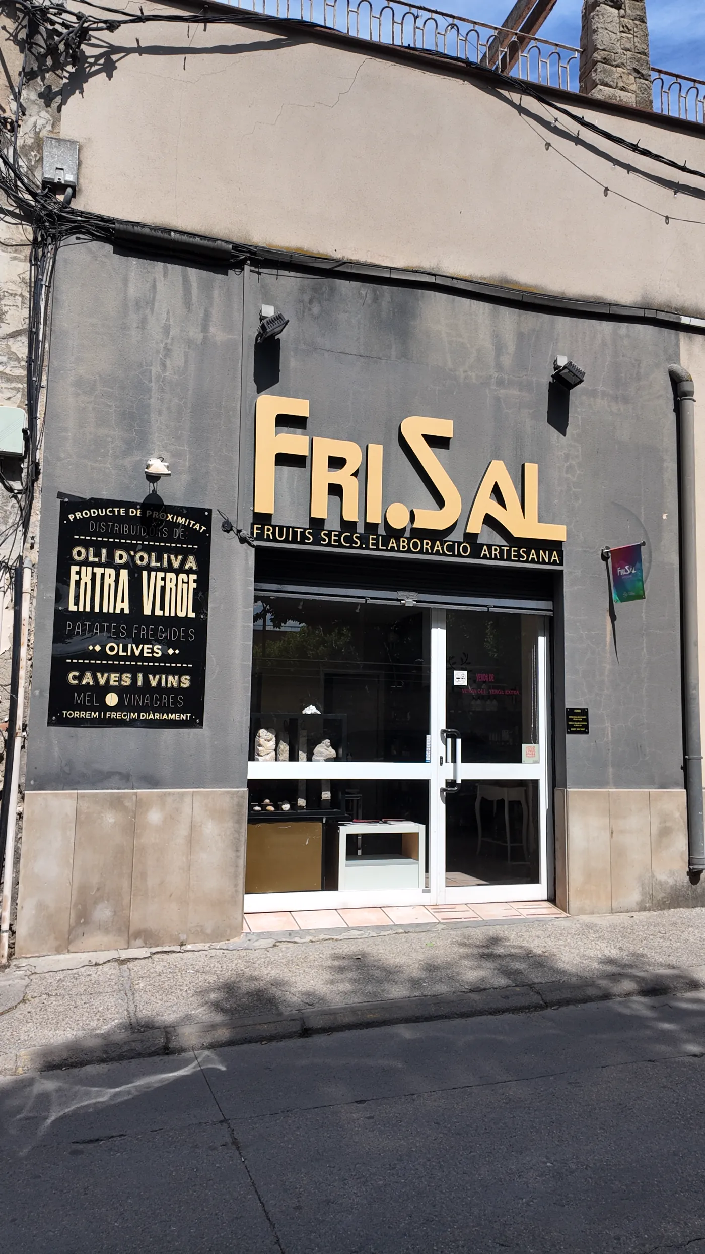 Fri.Sal Fruits Secs Artesans — Alimentació i Productes Locals