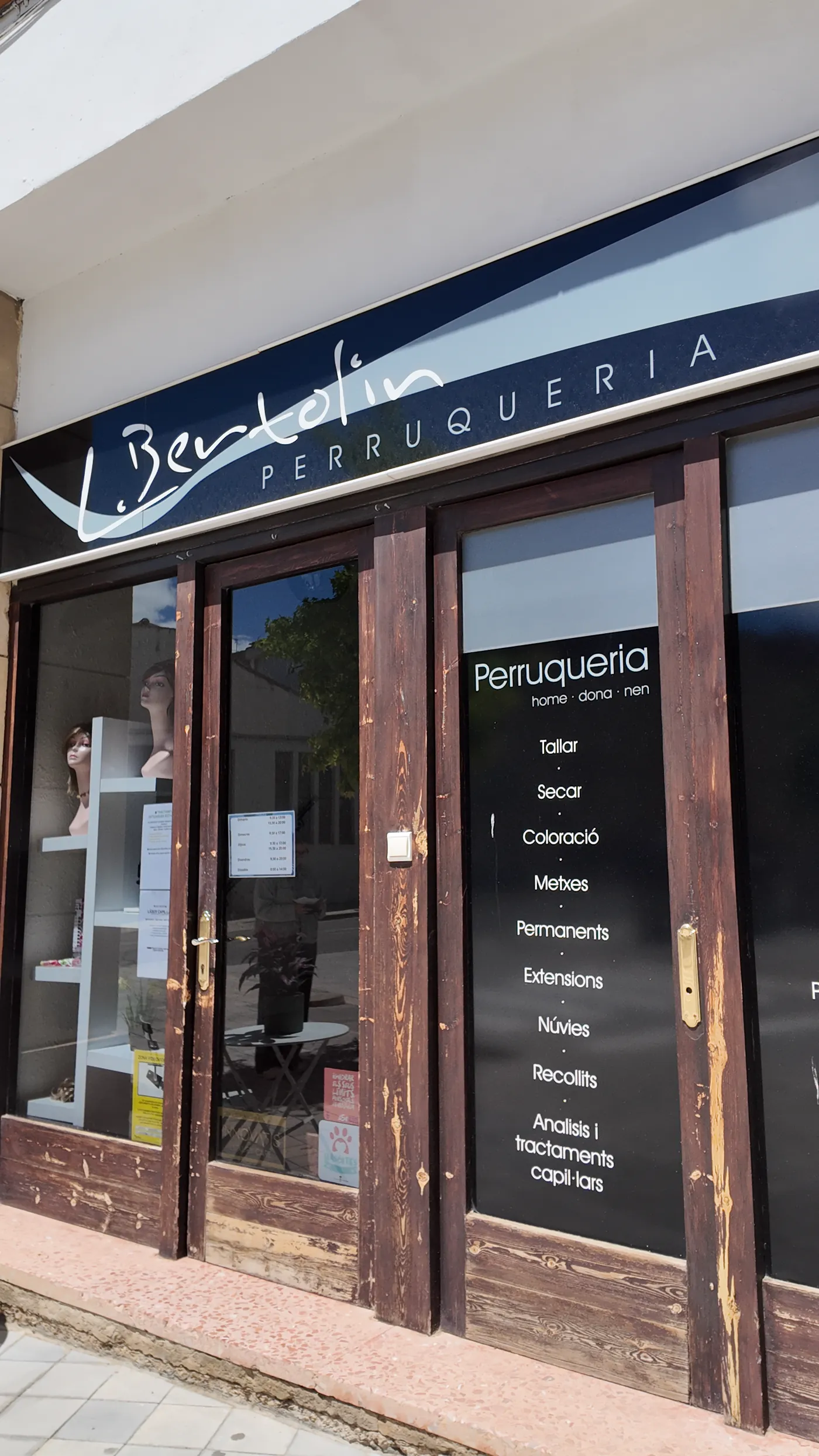 Perruqueria L. Bertolín — Bellesa i Benestar